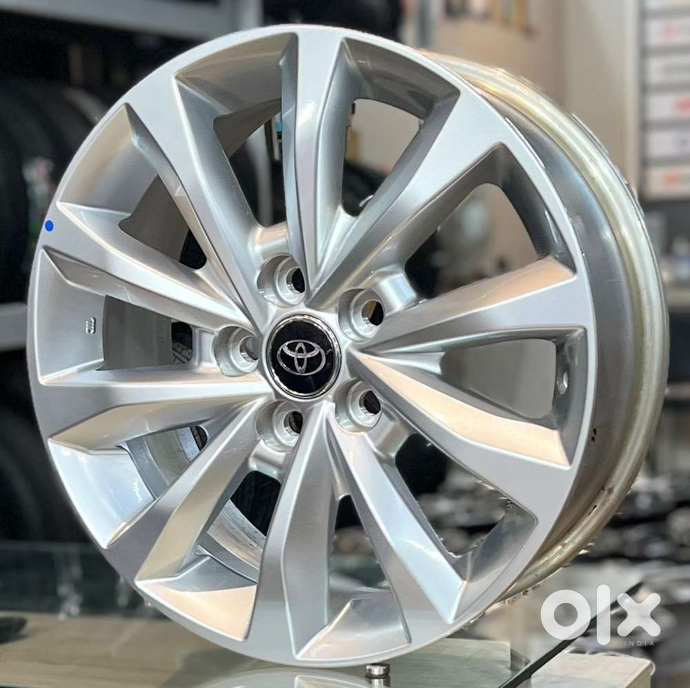 17 INCH TOYOTA ALLOY WHEELS -INNOVA CRYSTA HYCROSS HYRIDER INNOVA ...