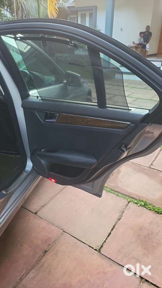 Mercedes-benz C-class 2011