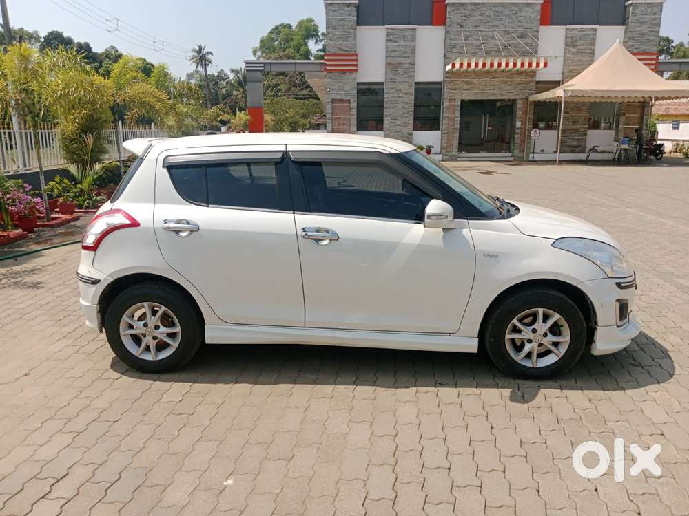 Maruti Suzuki Swift Vvt Zxi, 2016