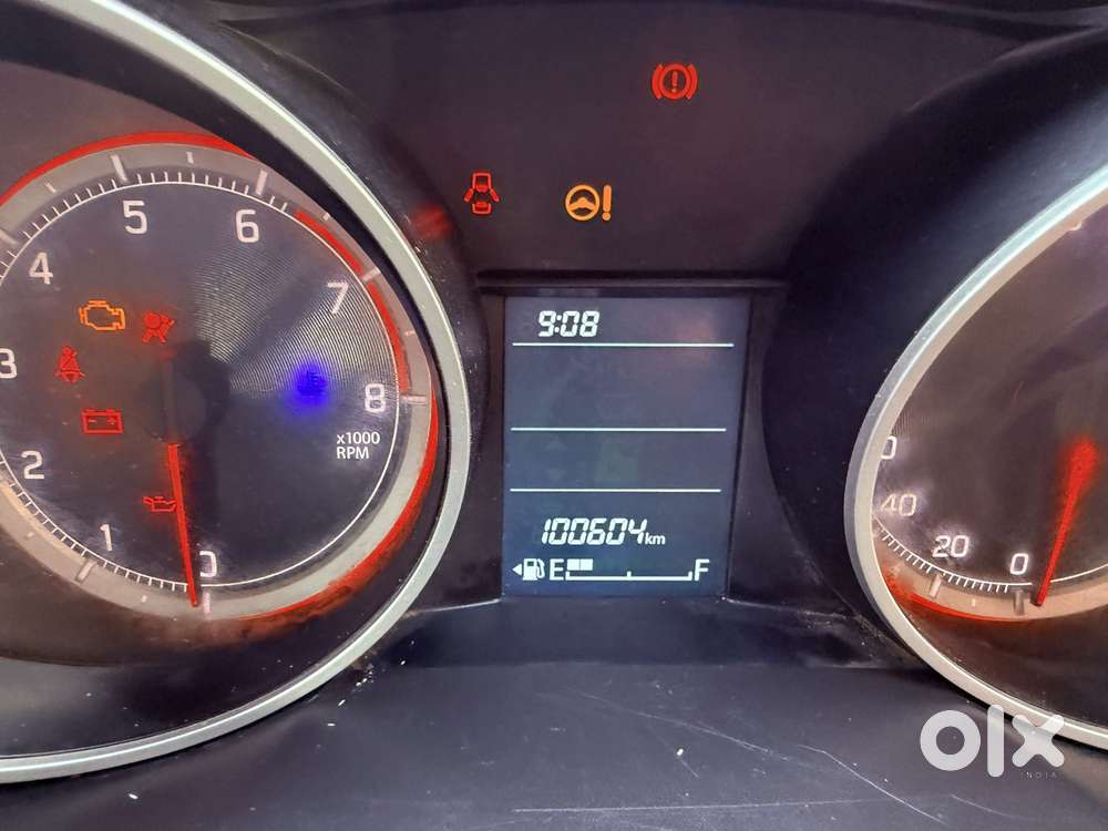 Maruti Suzuki Swift Vxi + Manual, 2020, Petrol