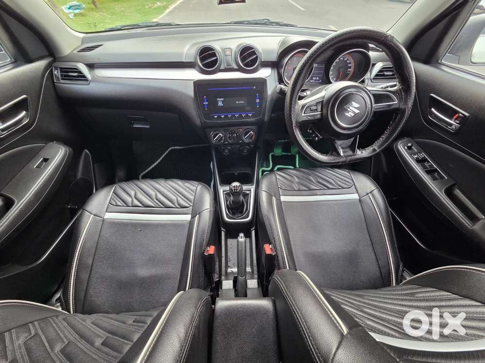 Maruti Suzuki Swift Vxi + Manual, 2021, Petrol
