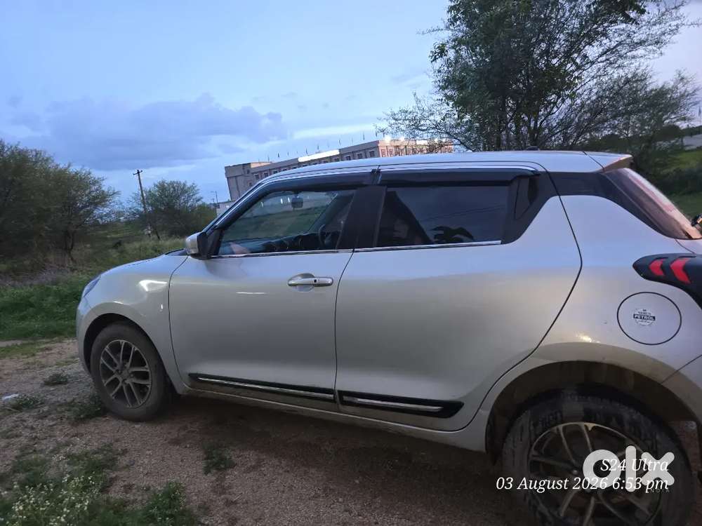 Maruti Suzuki Swift Zxi 2024 Petrol Automatic Dual Tone