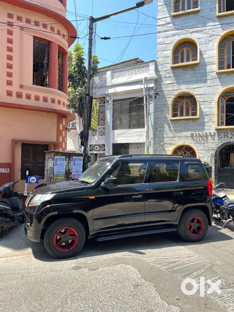 Mahindra Tuv 300 2017