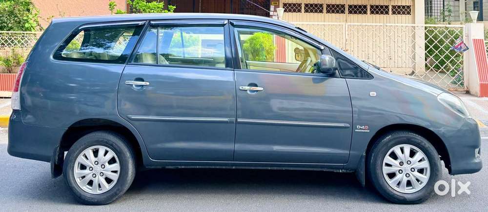 Toyota Innova 2.0 Vx 8 Str, 2011, Diesel