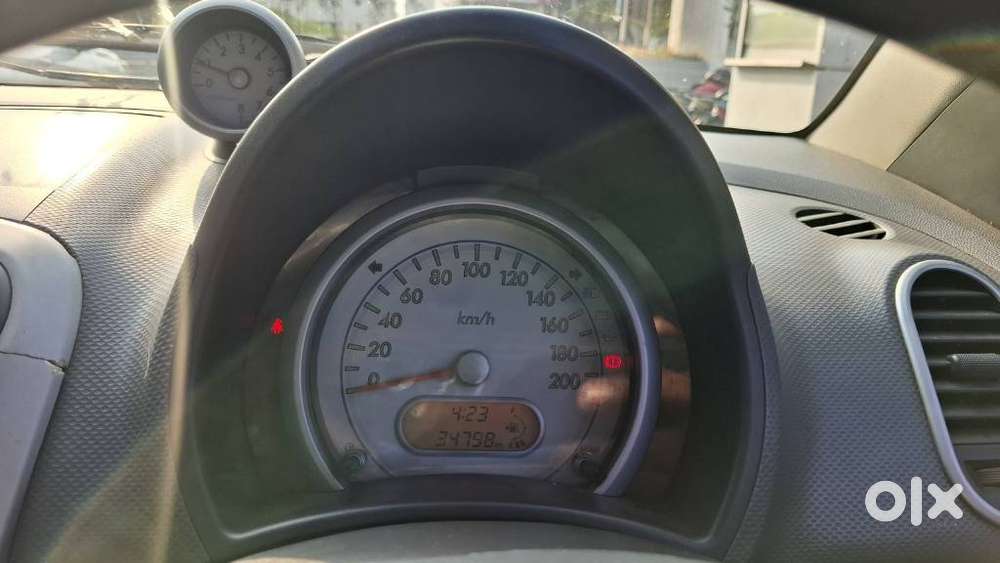 Maruti Suzuki Ritz Vxi, 2009, Petrol