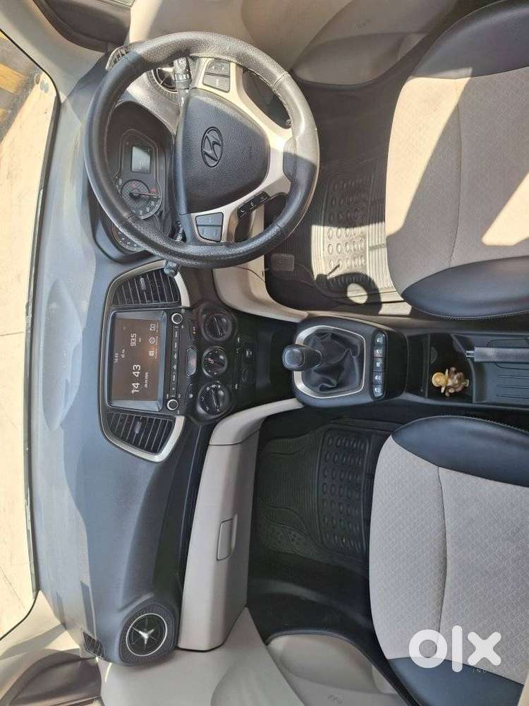 Hyundai Santro Asta, 2018, Petrol