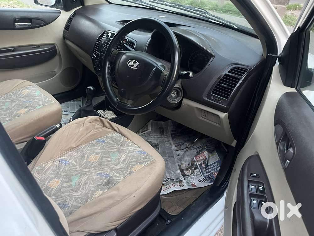 Hyundai I20 Petrol Cvt Magna Executive, 2010, Petrol