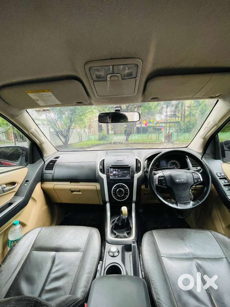 Isuzu D-max V-cross 2018 Diesel Good Condition