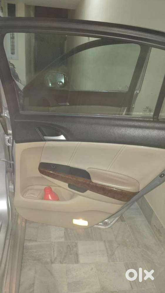 Honda Accord 2012 Petrol Well Maintained