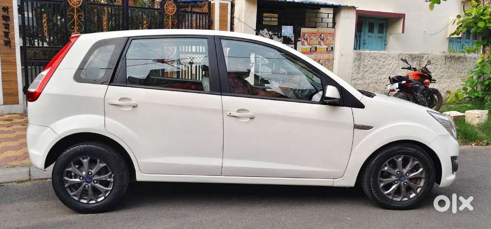 Ford Figo Duratec Titanium 1.2, 2014, Petrol