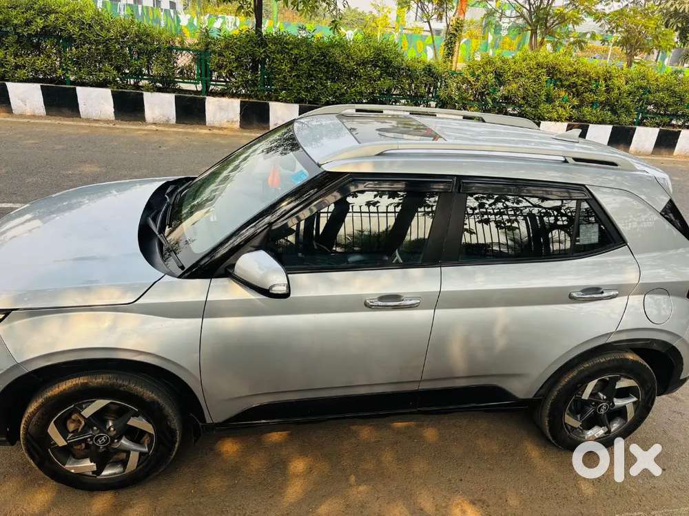 Hyundai Venue 2021 डीज़ल मैनुअल