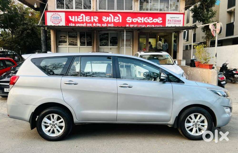 Toyota Innova Crysta 2.4 V 7 Str, 2016, Diesel