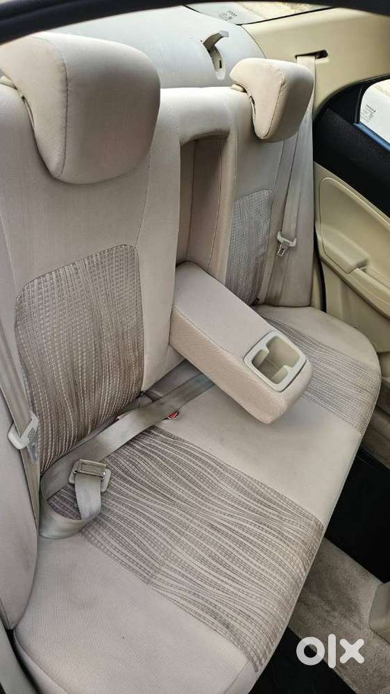 Maruti Suzuki Swift Dzire Vxi(o) Amt, 2018, Petrol