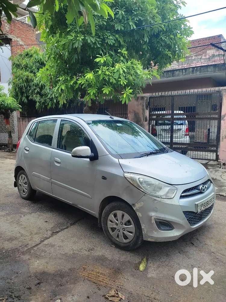 Hyundai I10 Sportz Petrol 2011