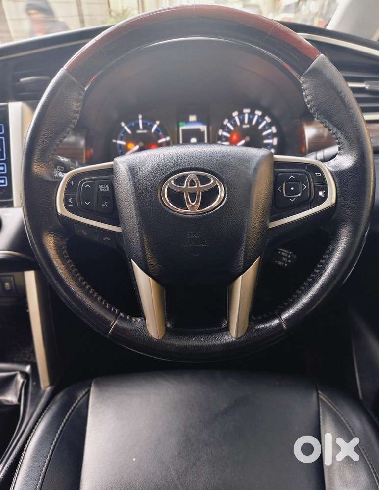 Toyota Innova Crysta 2.8 Z, 2017, Diesel
