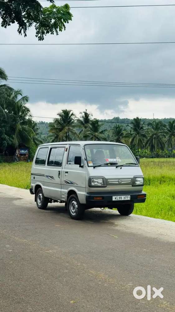Omni 8 Seater