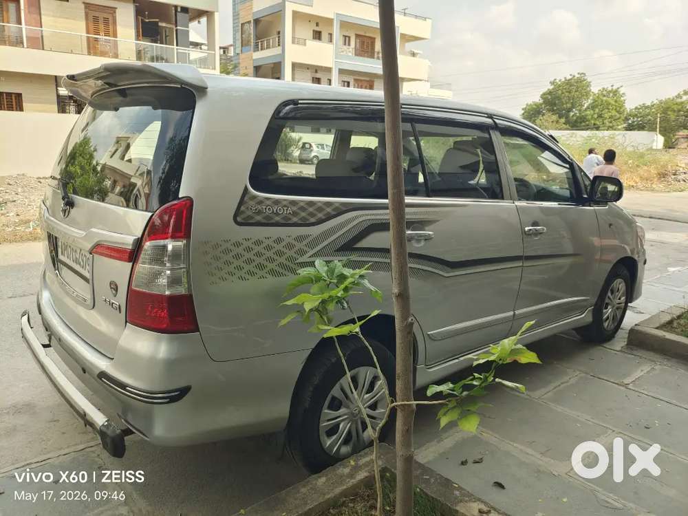 Toyota Innova 2015 Diesel Well Maintained