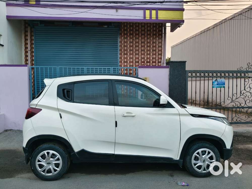 Mahindra Kuv 100 Mahindra-kuv-100-g80-k6-plus, 2016, Petrol