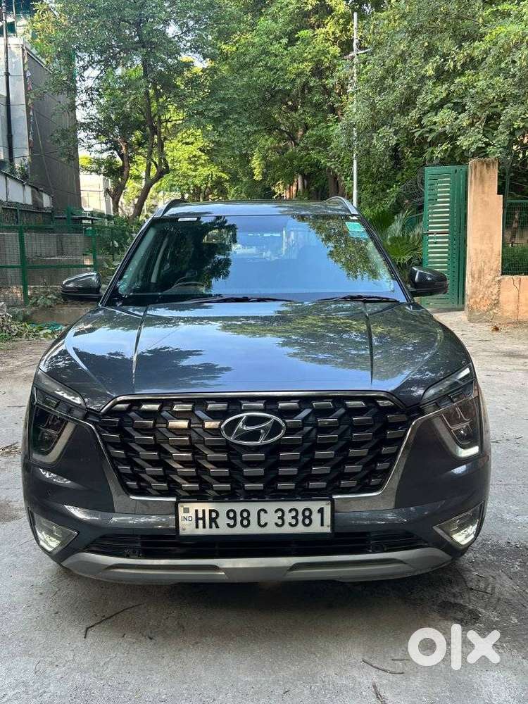 Hyundai Alcazar 2.0 Signature (o) Petrol At 6 Str Dual Tone, 2022, P..