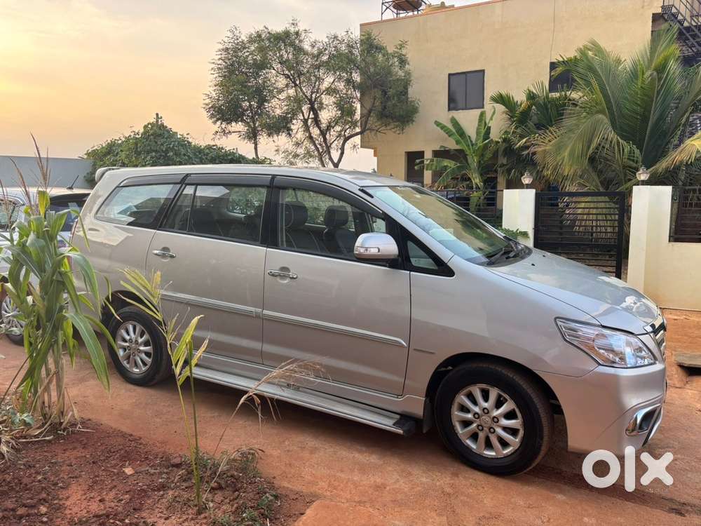 Toyota Innova 2013 Diesel Well Maintained