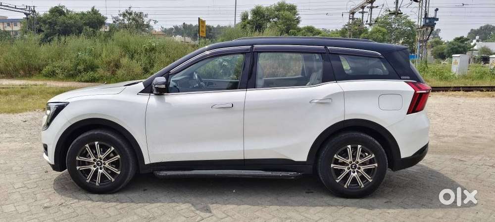 Mahindra Xuv700 Ax7 Luxury Pack Awd, 2024, Diesel
