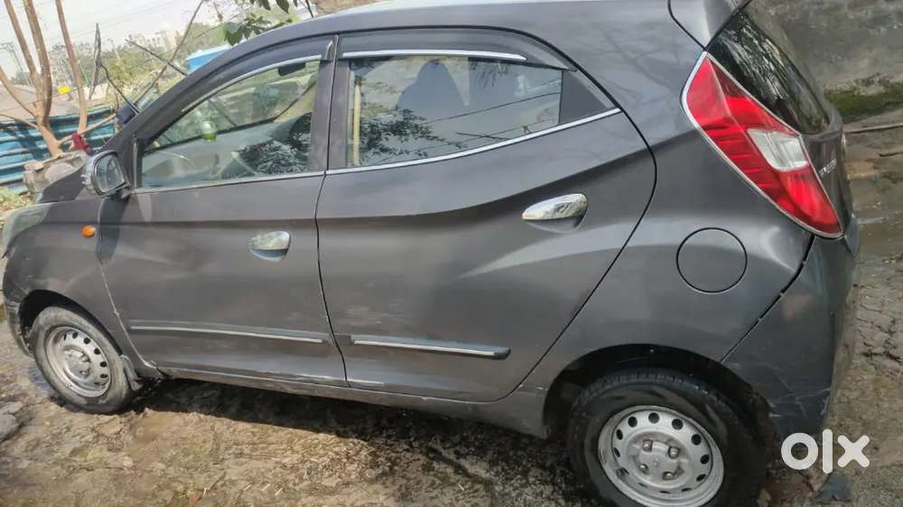 Eon Petrol Cng On  Paper Mint Condition