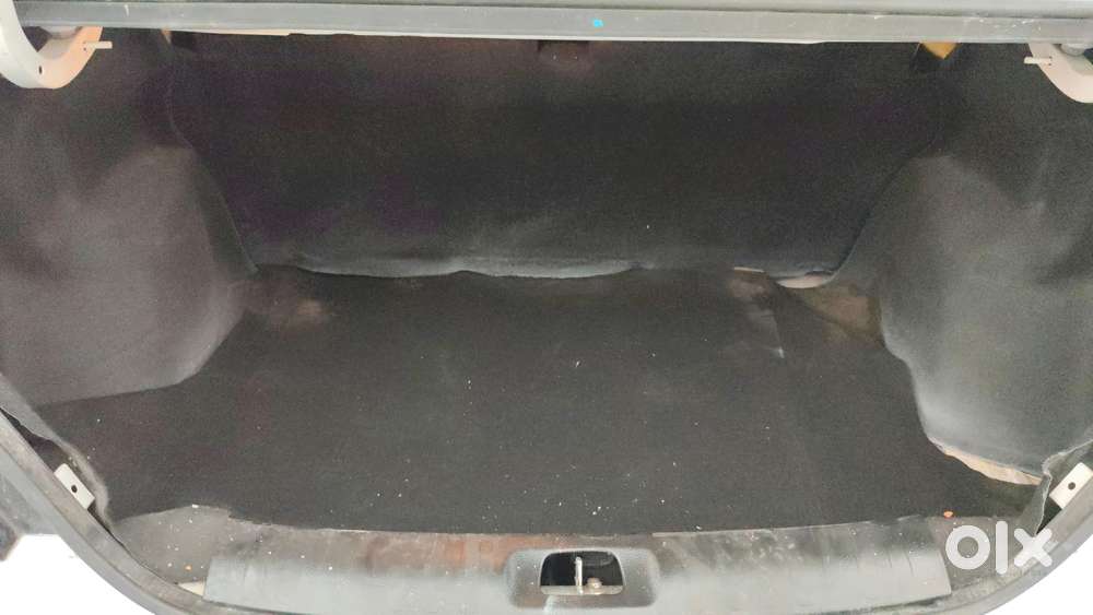 Maruti Suzuki Swift Dzire Zxi 1.2, 2015, Petrol