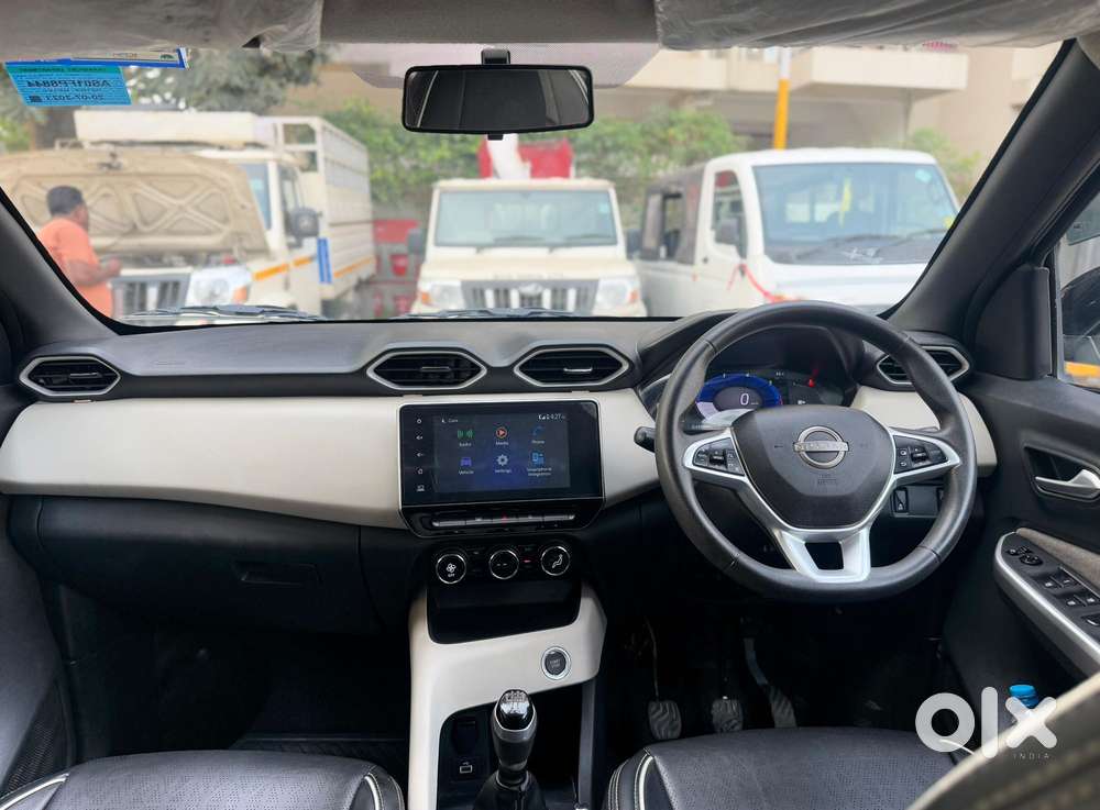 Nissan Magnite 1.0 Xv, 2023, Petrol