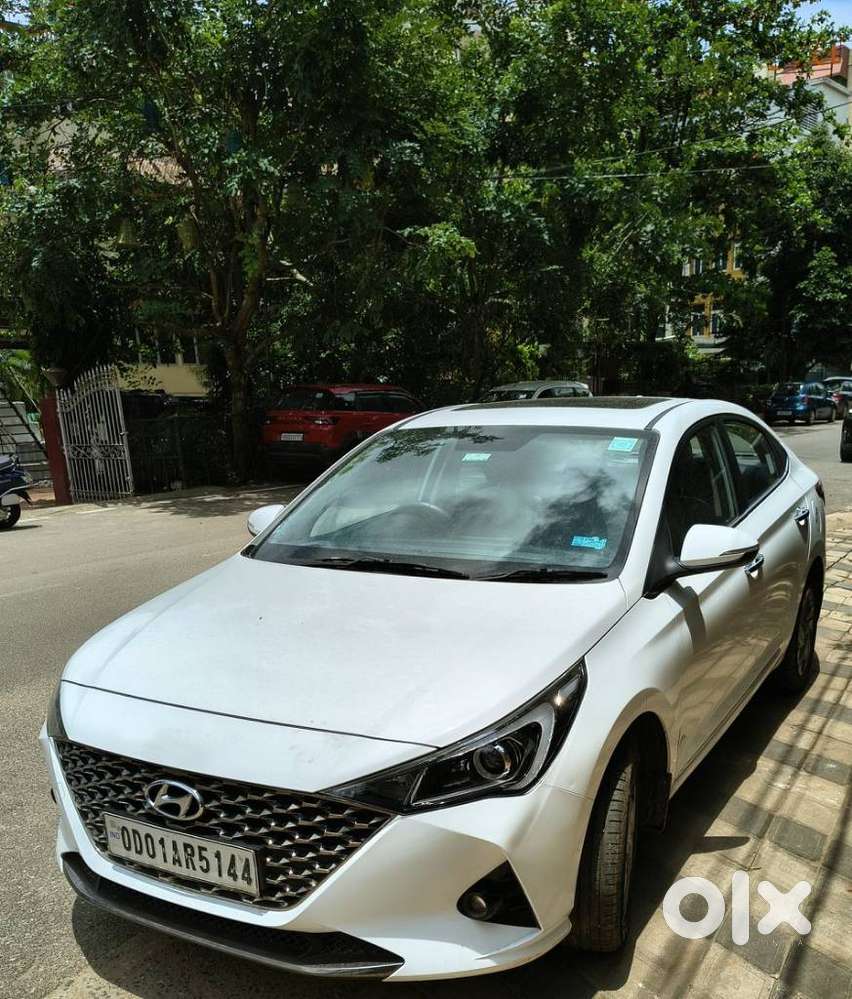 Hyundai Verna 1.5 Sx (o) Vtvt, 2023, Petrol