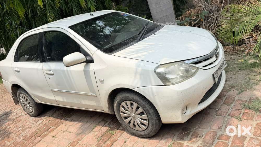 Toyota Etios Manual Petrol 2011