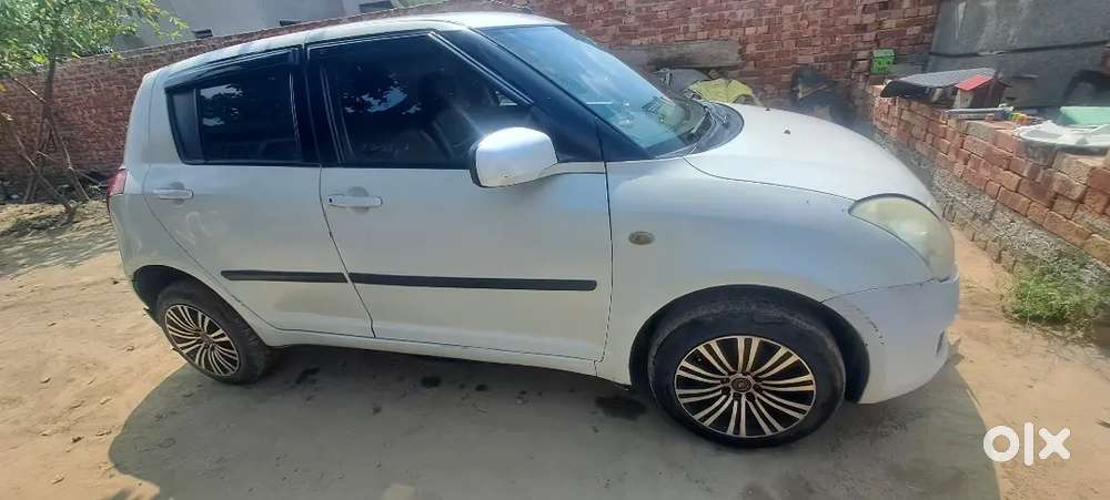 Maruti Suzuki Swift 2010