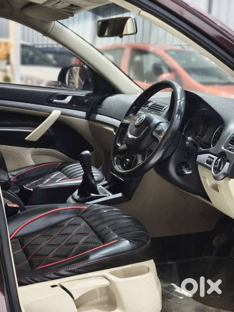 Skoda Laura Ambiente, 2012, Diesel