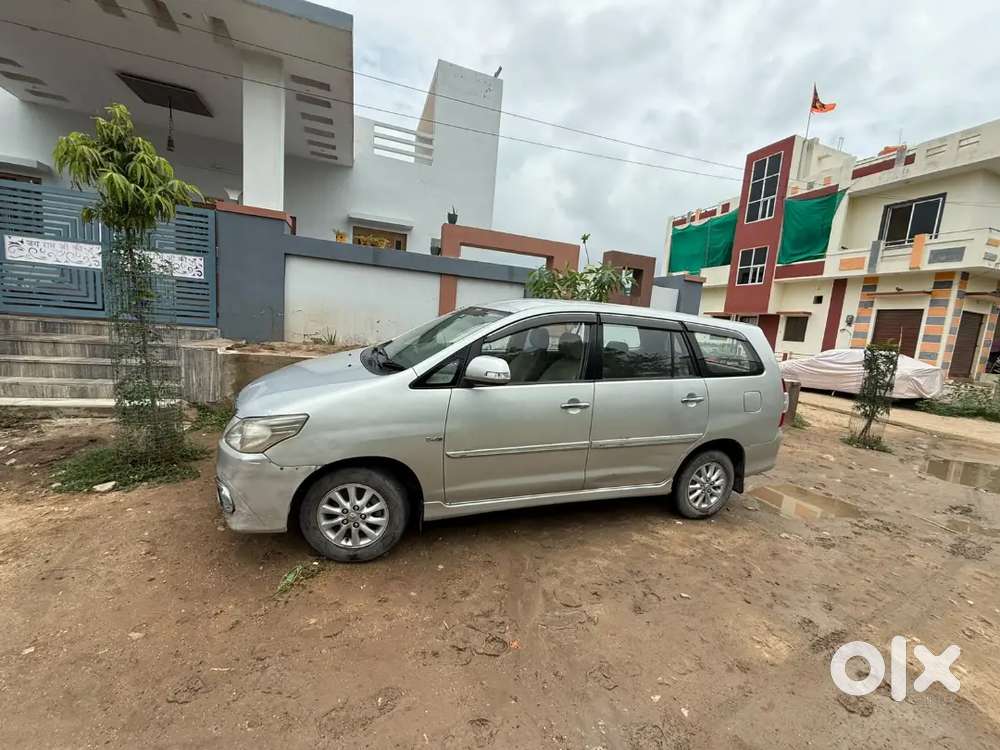Toyota Innova Diesel 2012 Year