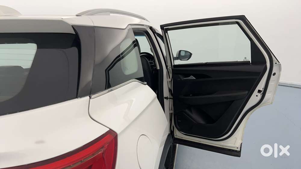 Mg Hector 1.5 Hybrid Sharp, 2019