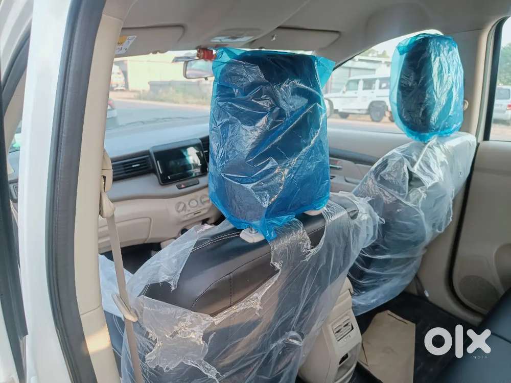 Nov 2025, Maruti Ertiga, White Colour, Petrol+cng,