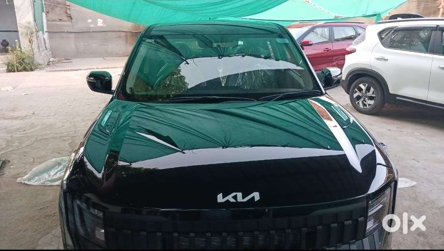 Kia New Seltos Petrol With Accesories Worth 50000