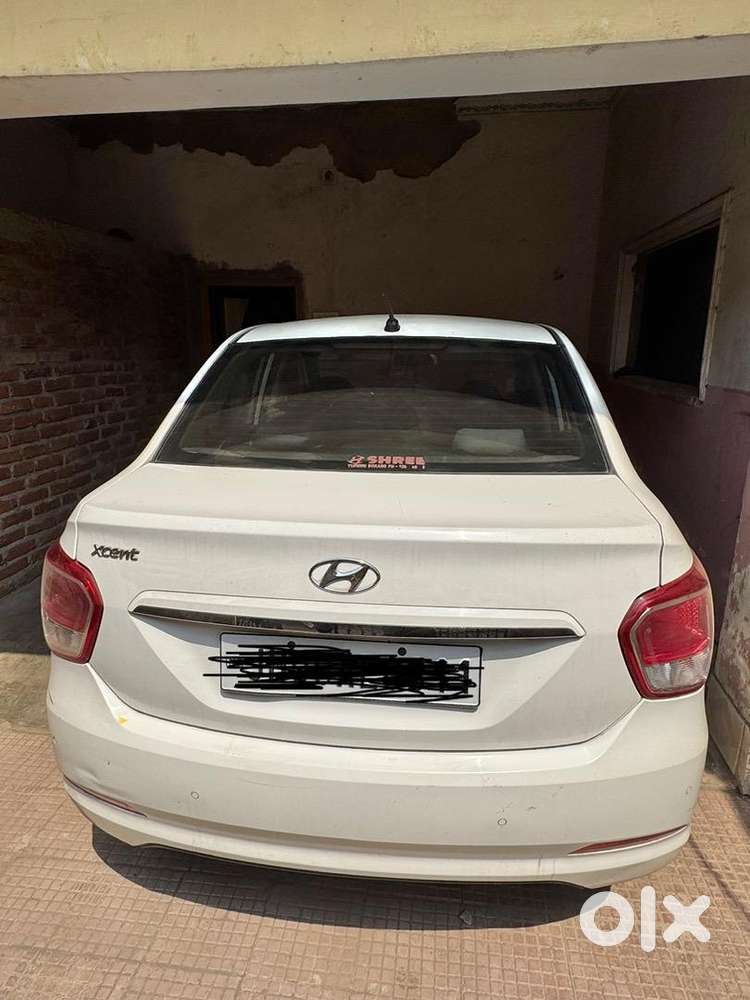 Hyundai Xcent 2017 Petrol Well Maintained