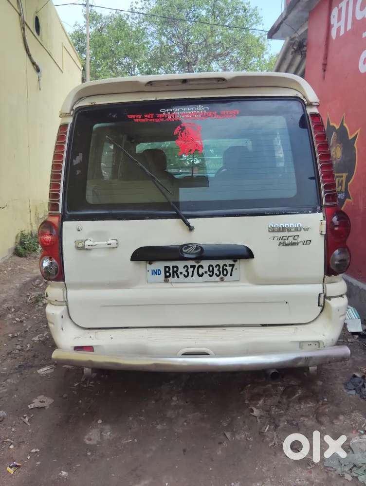 Mahindra Scorpio  2005