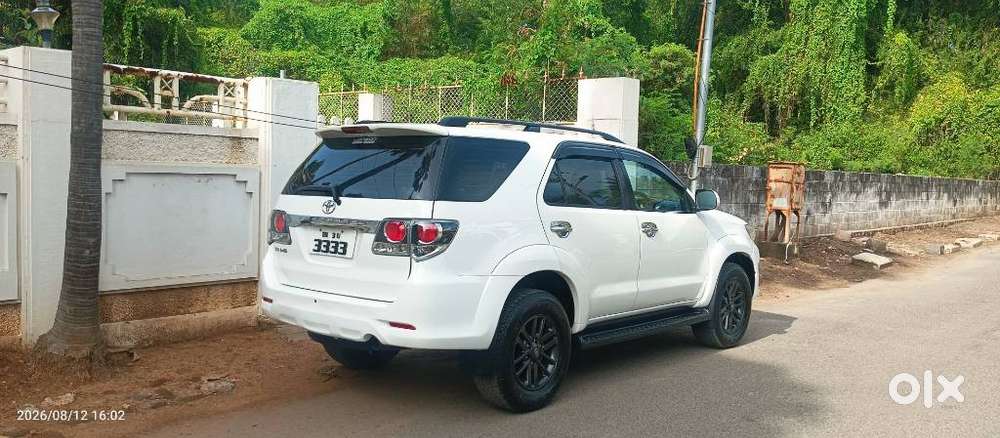 Toyota Fortuner 3.0 4x4 Manual, 2015, Diesel