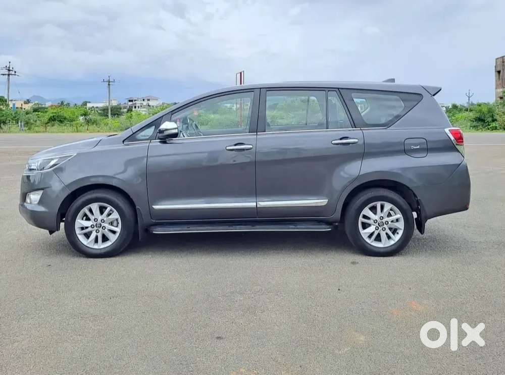 Toyota Innova Crysta 2017 Diesel 154000 Km Driven