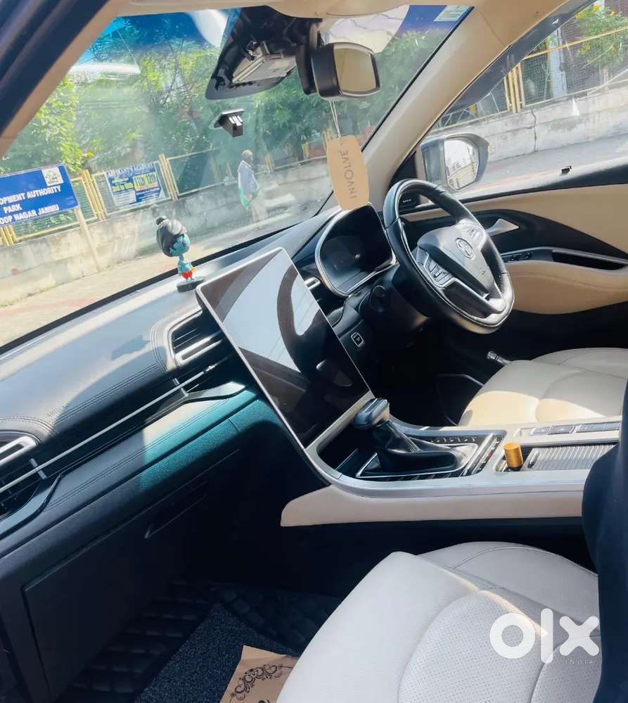 Mg Hector Plus Savvy 2024