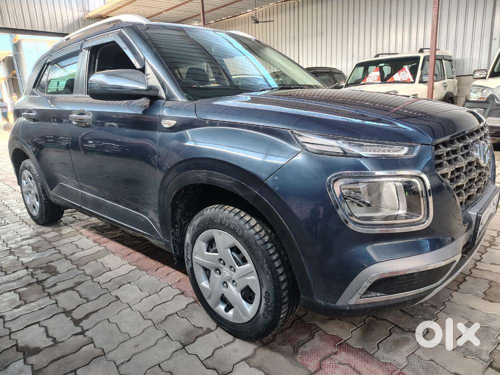 Hyundai Venue S 1.2 Petrol, 2020, Petrol