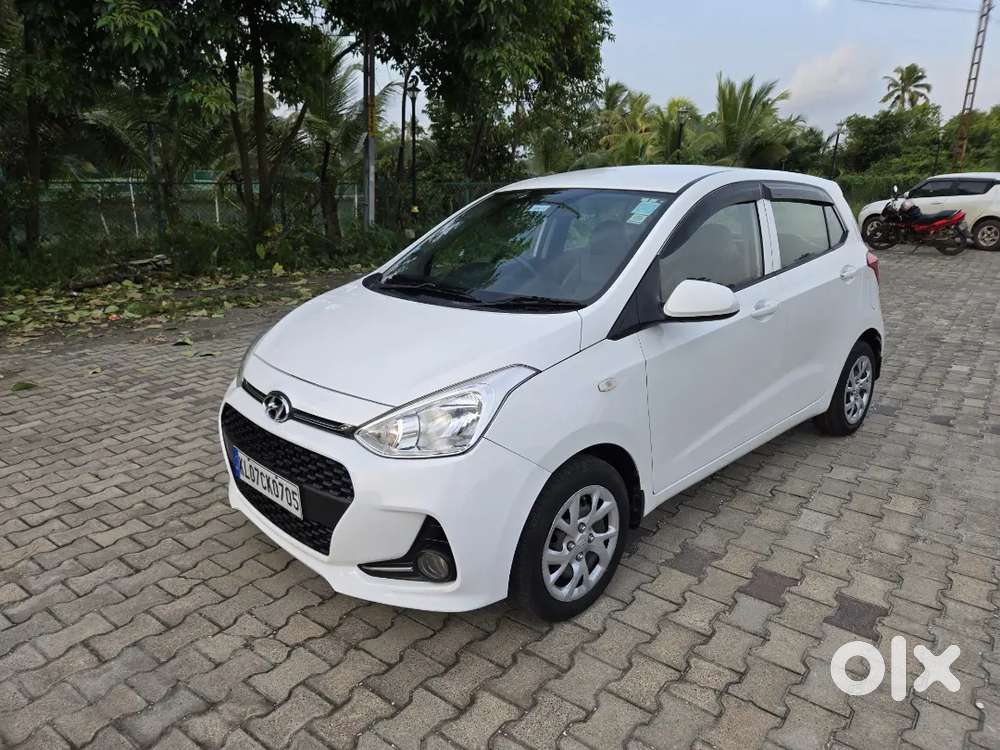 Well Maintained 2017 Grand I10 Magana Automatic In Low Kilometers