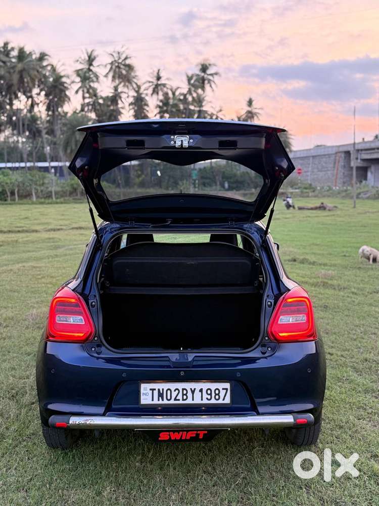 Maruti Suzuki Swift Vxi + Manual, 2023, Petrol