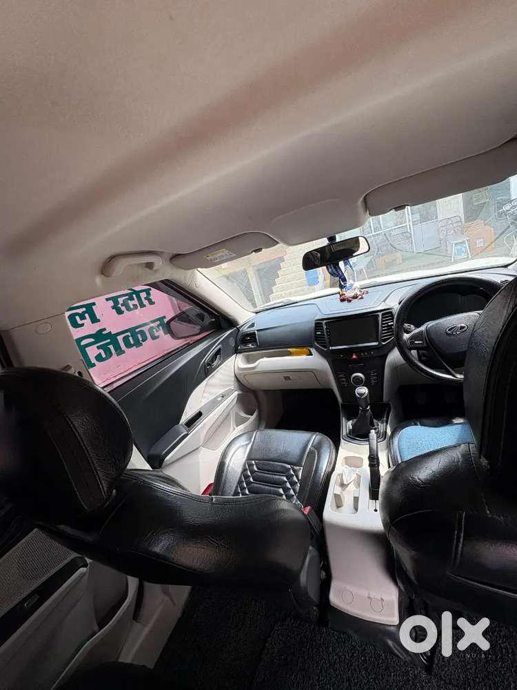 Mahindra Xuv300 2021 Petrol Well Maintained