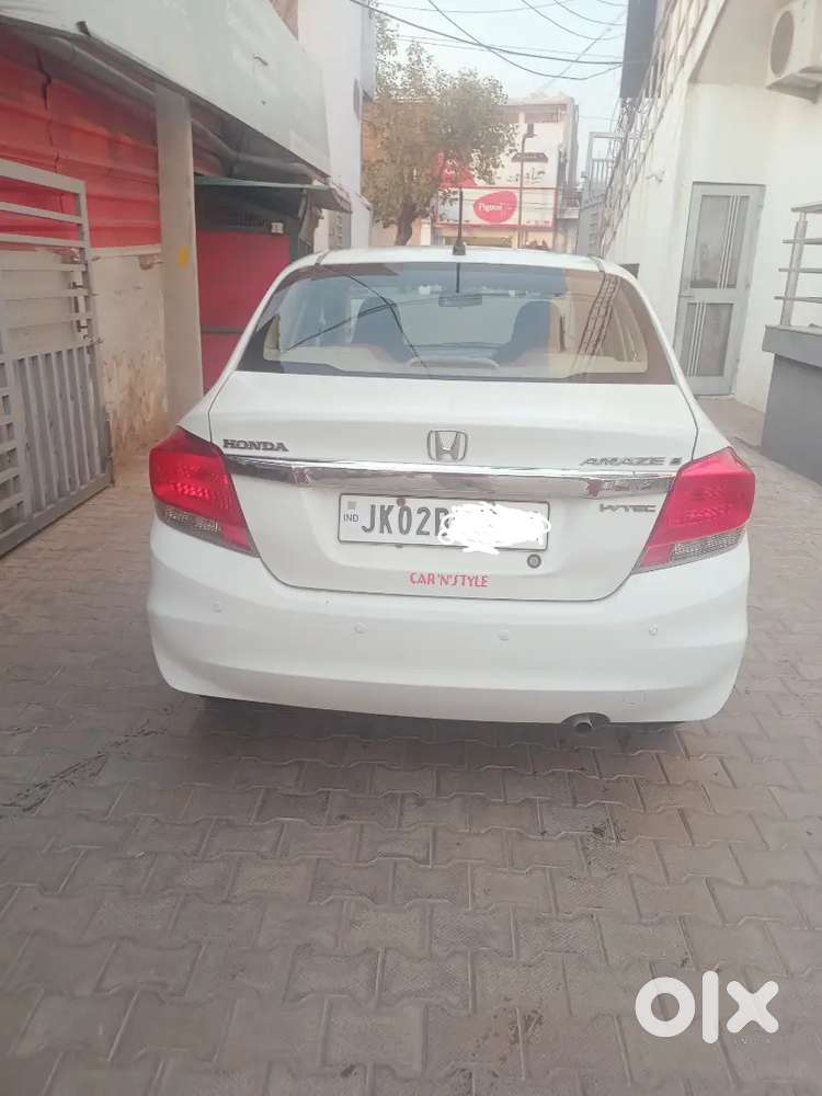 Honda Amaze 2014 Petrol Well Maintained