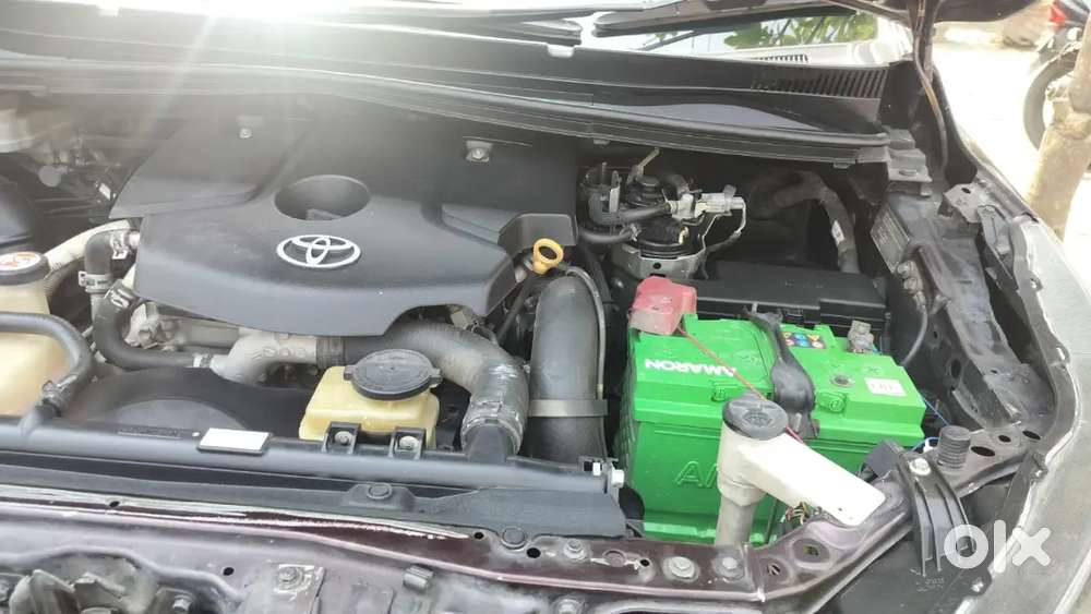 Toyota Innova Crysta 2017 Second-owner Diesel Mt