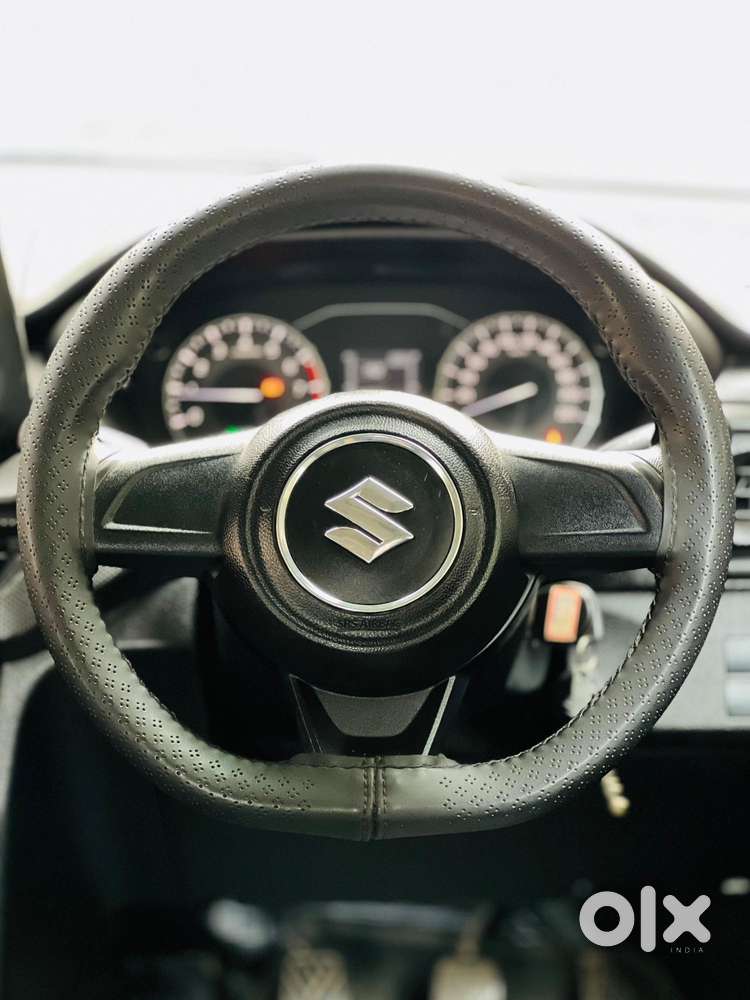 Maruti Suzuki Brezza 1.5 Lxi Cng, 2024, Cng & Hybrids