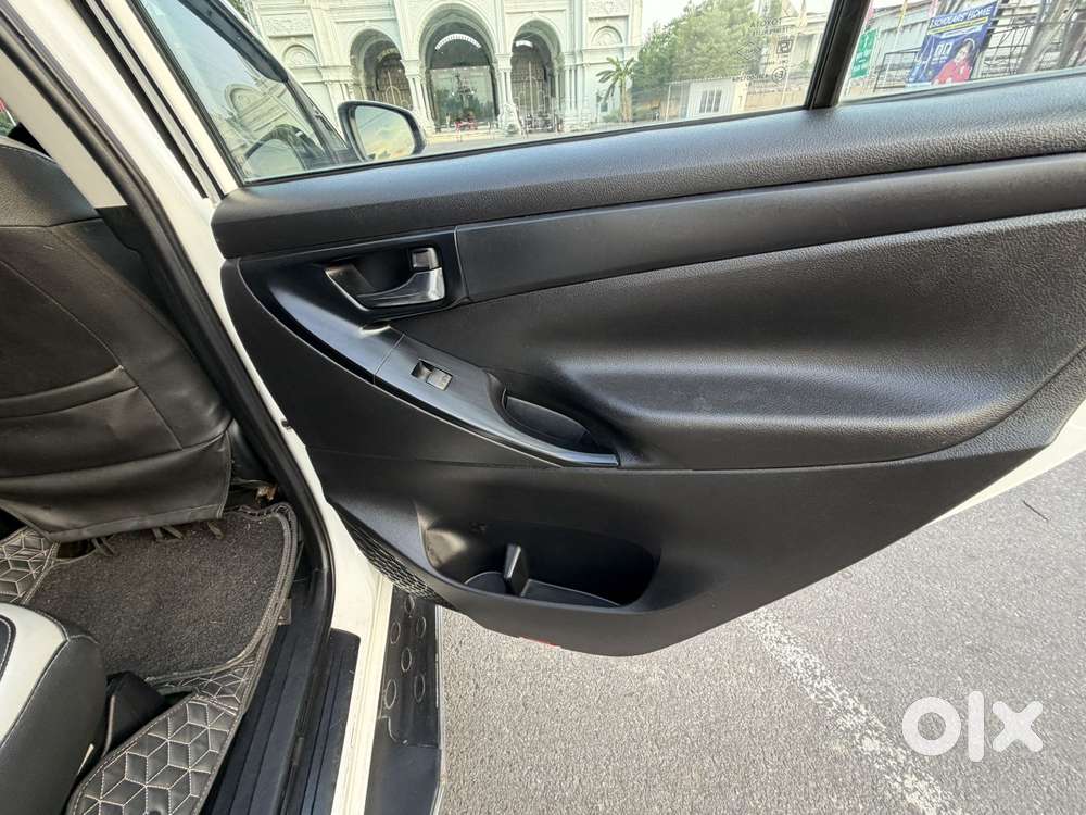 Toyota Innova Crysta 2.4 G Mt, 2019, Diesel