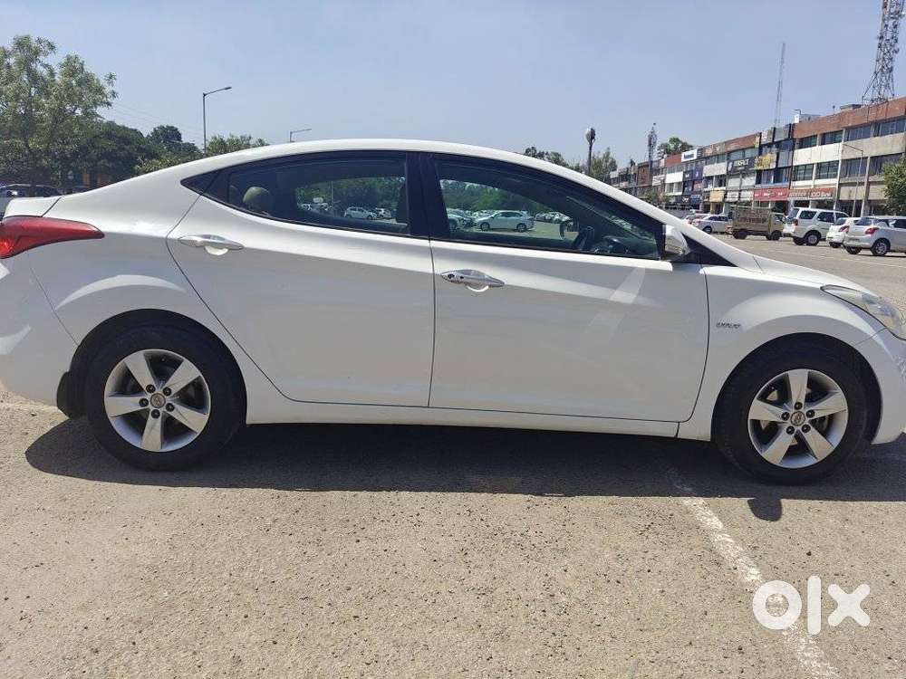 Hyundai Elantra 1.6 Sx Option, 2013, Petrol